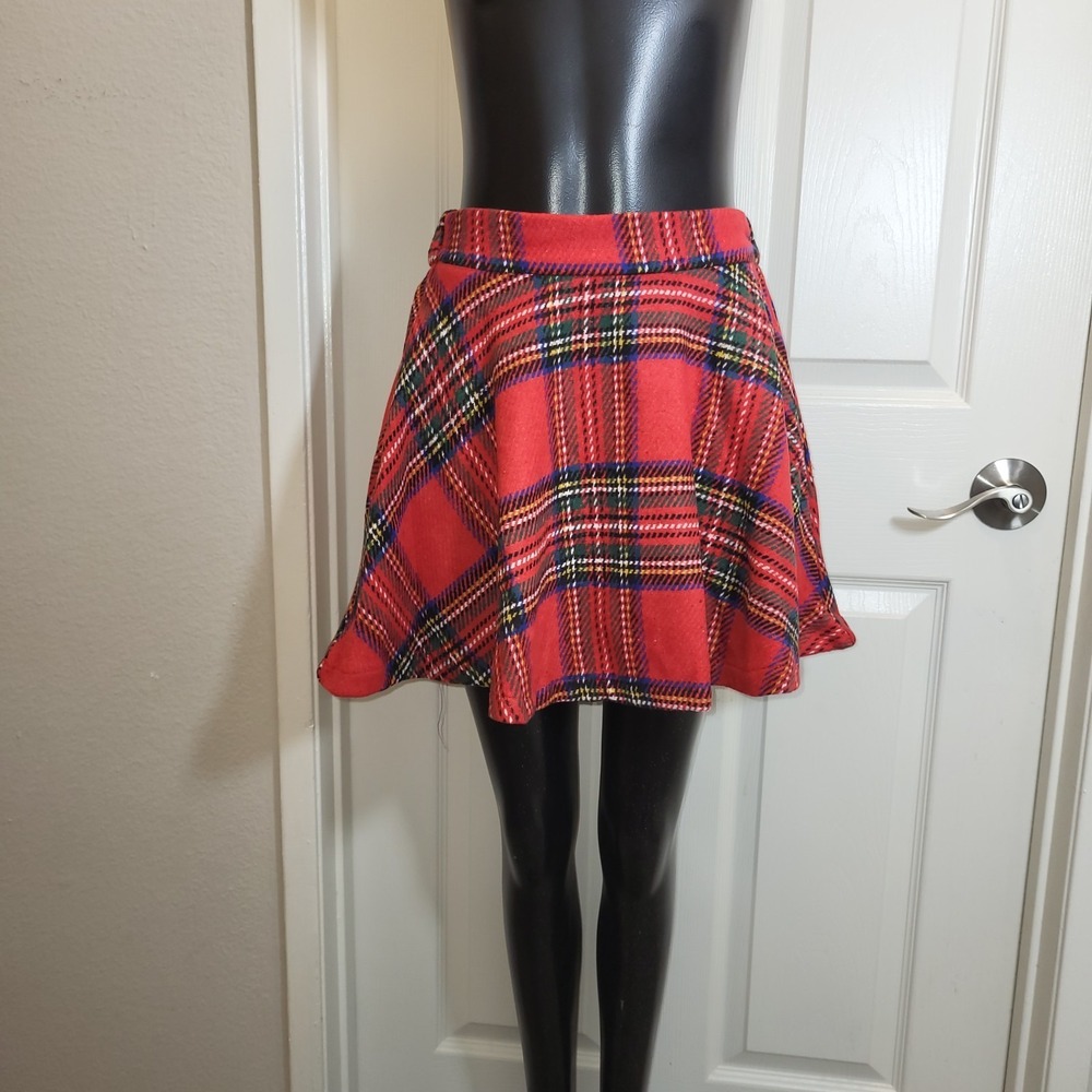 New! Lovelo Red Multi Plaid Mini Skirt Women's Size Small
